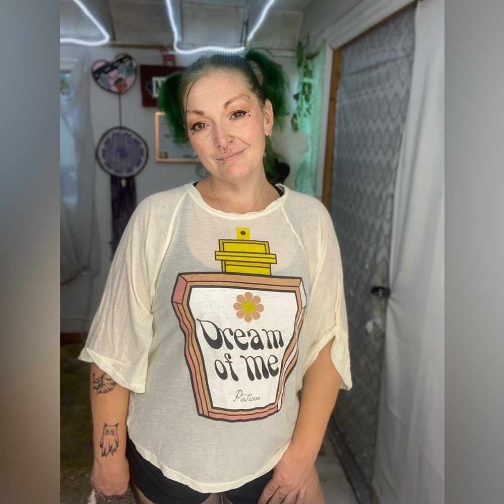 Wildfox Semi Sheer Pastel Yellow Dream of me Tee Size Medium